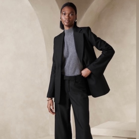 AS IS! Banana Republic Black Lido Sculpted Wool Blazer - Size 2 - Picture 4 of 9